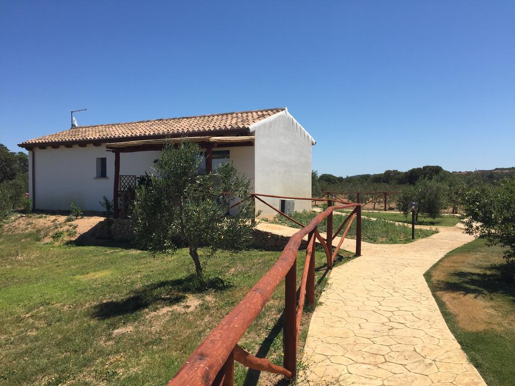 הוילה אולביה Agriturismo Mieleamaro מראה חיצוני תמונה