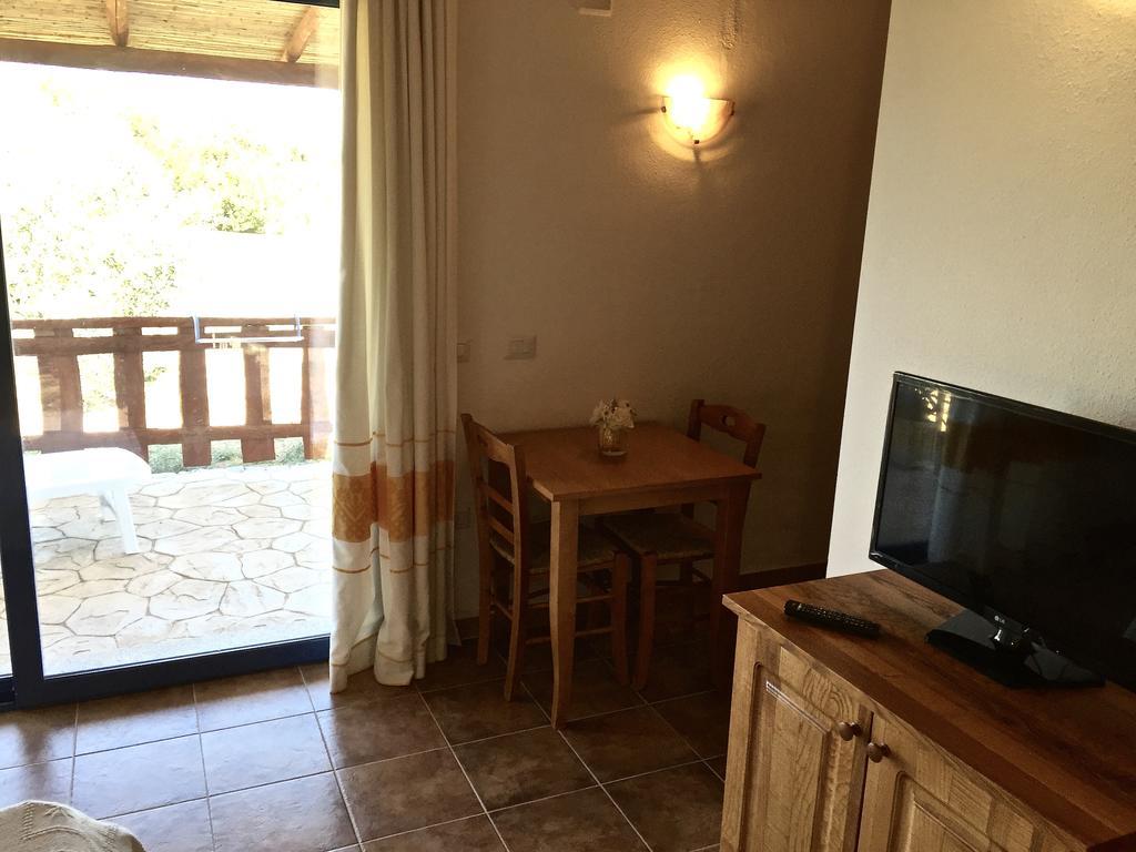 הוילה אולביה Agriturismo Mieleamaro מראה חיצוני תמונה