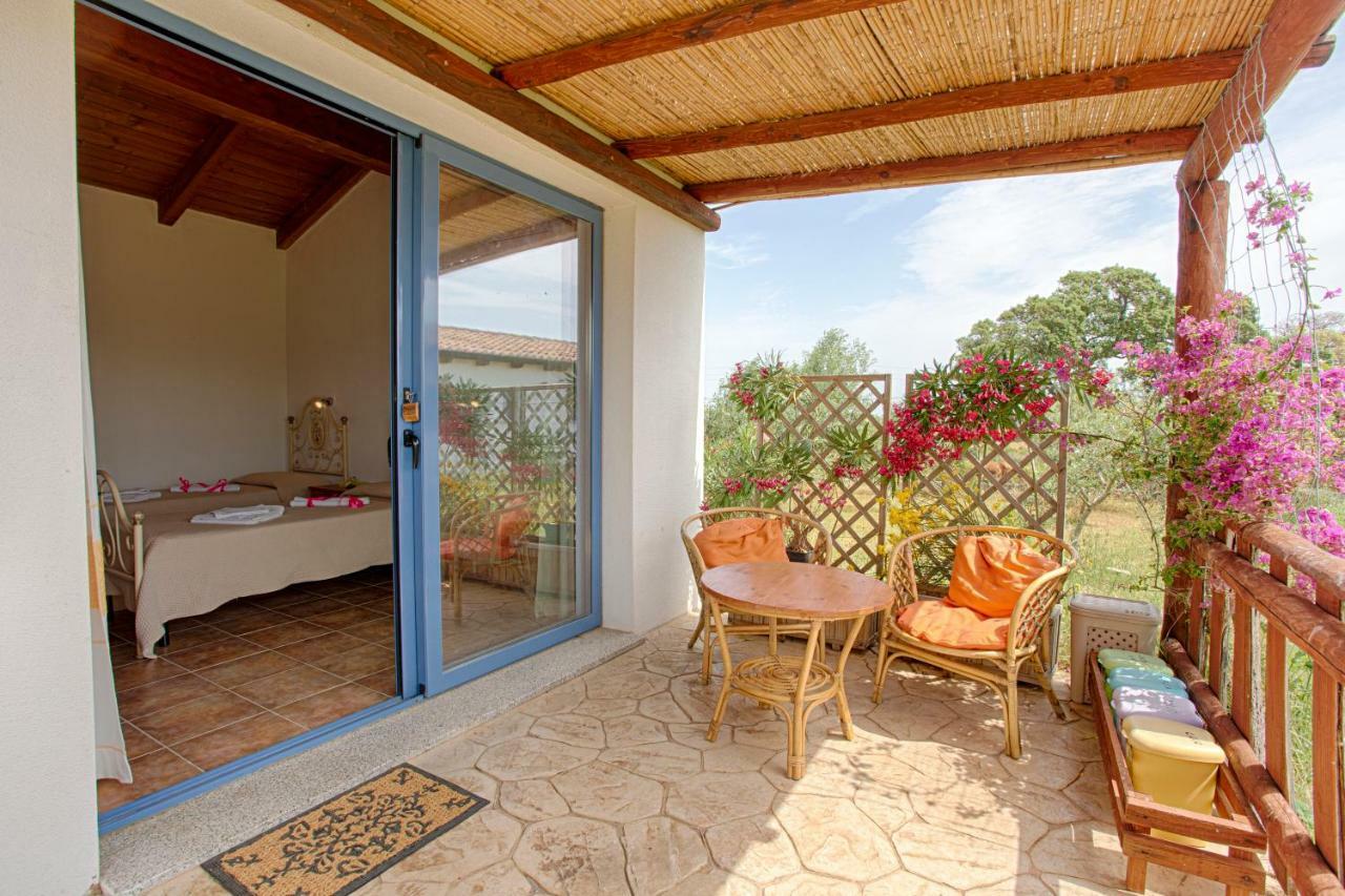 הוילה אולביה Agriturismo Mieleamaro מראה חיצוני תמונה